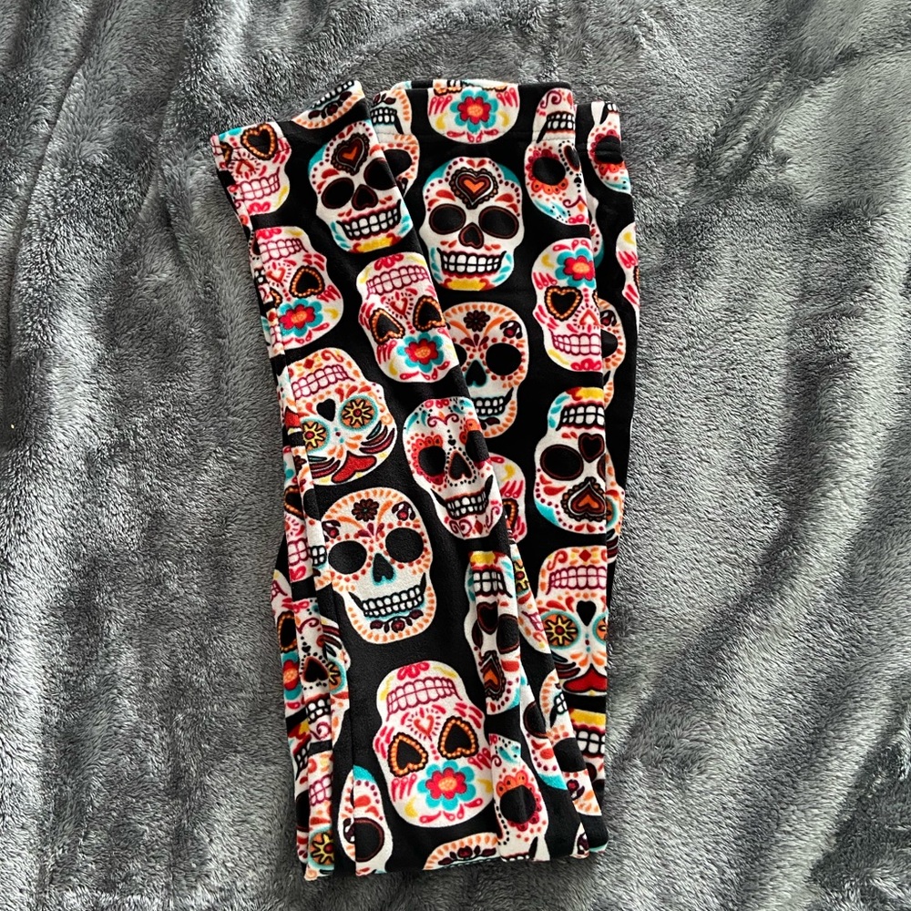 fuzzy sugar skull leggings